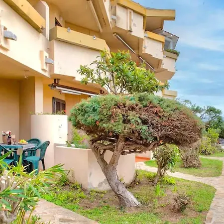 Lägenhet 6 Beds In In Just 150 Mt From The Sea Golfo Aranci